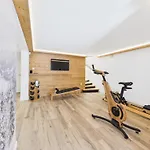 Chalet Le Petit Paradis, Spa-sauna And Gym *